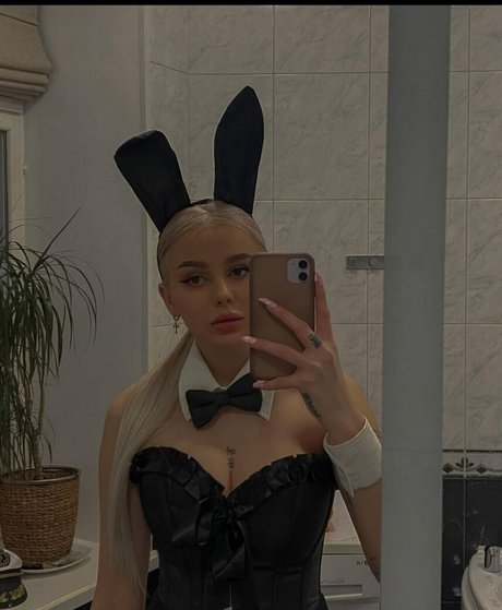 goddessalexxxx onlyfans public photos