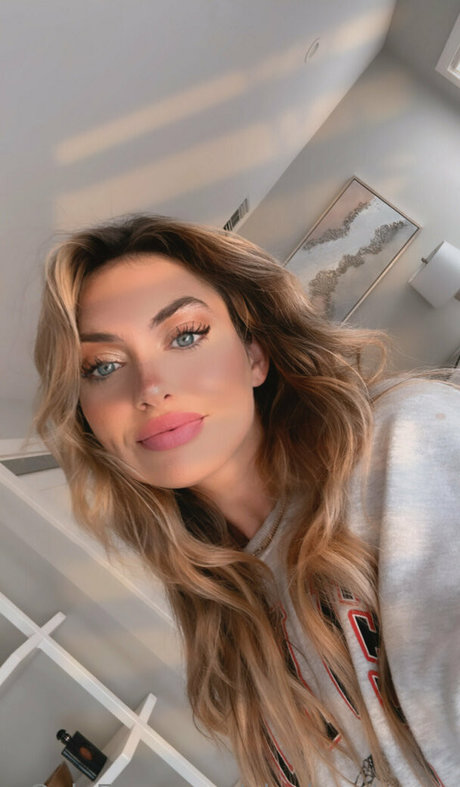 lexxyjordan onlyfans topless