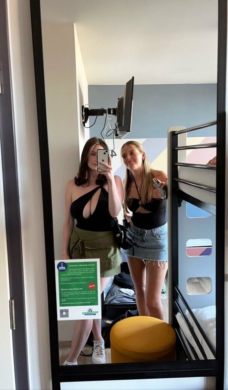 Josie L onlyfans leaked tits