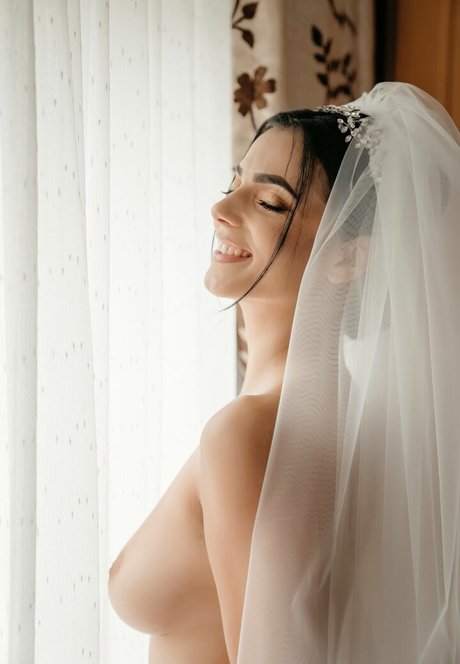 Boudoir Galleries onlyfans leaks.