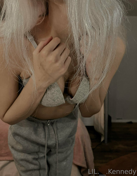 valencia dabratt nude leak onlyfans