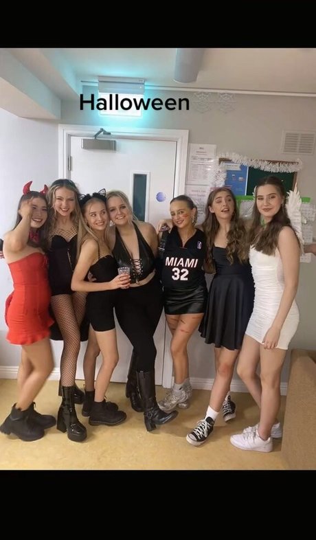 Katie O onlyfans model photos