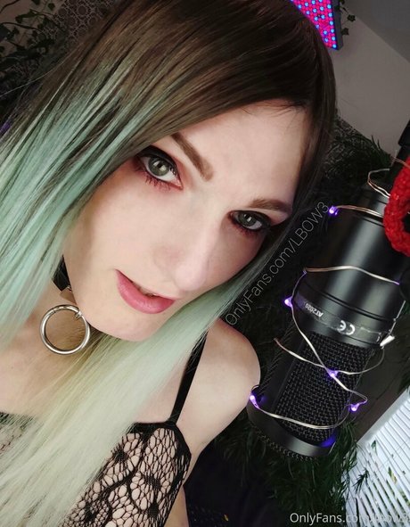 redhead threesome onlyfans best shot