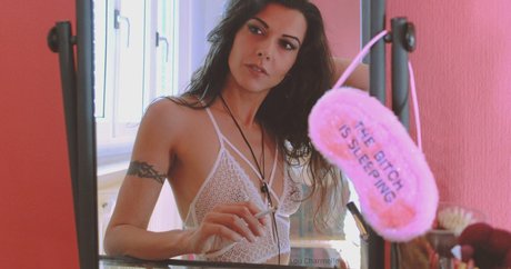 loucharmellefree onlyfans sextape leak