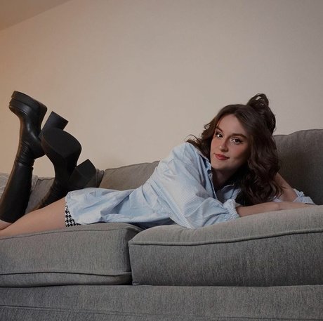 Maggie Roscher onlyfans sex leak