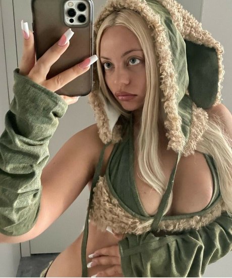 Kate Kishuk onlyfans leake