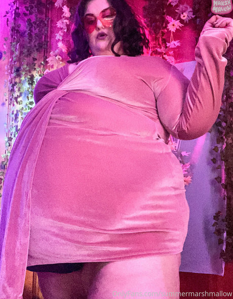 summermarshmallow onlyfans explicit content