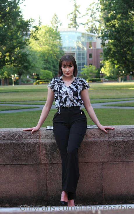 financebarbie on onlyfans