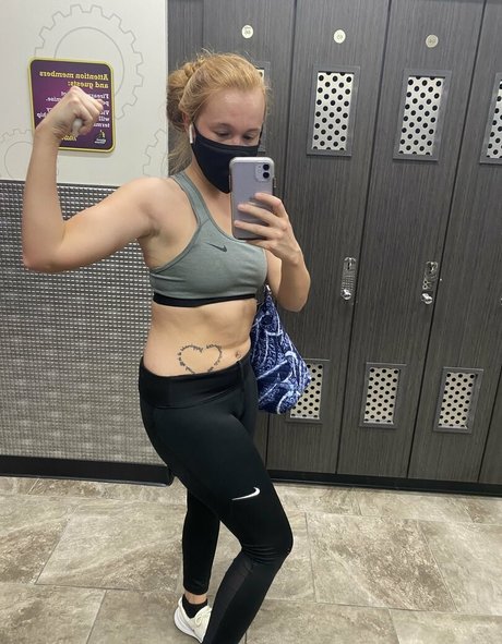 sunnybabe22 onlyfans naked pics