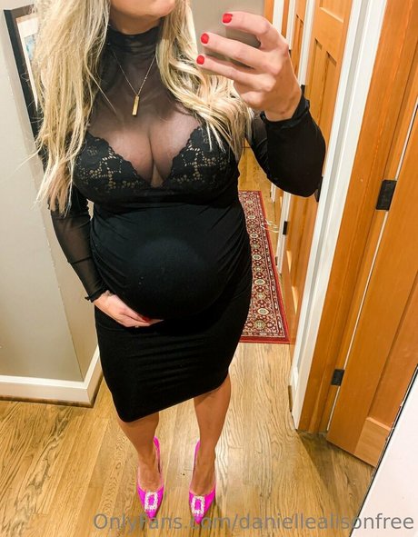 danielle alison_ naked onlyfans