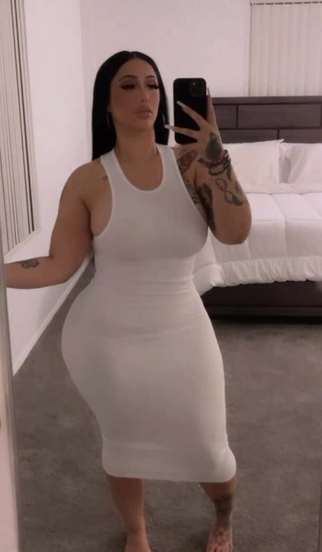 AmyyCrumm onlyfans tits