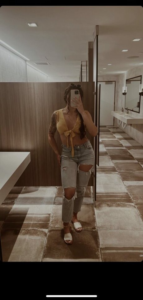 Itzel25_ onlyfans uncensored