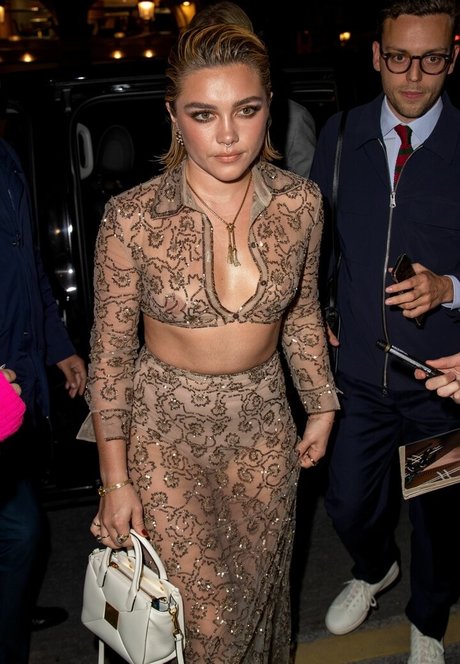 Florence Pugh onlyfans naked porn