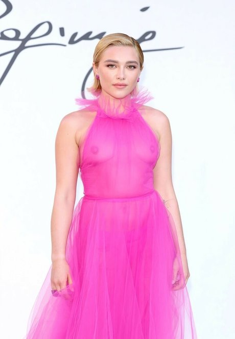 Florence Pugh naked onlyfans