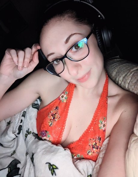 Ellie Hayden onlyfans naked pics