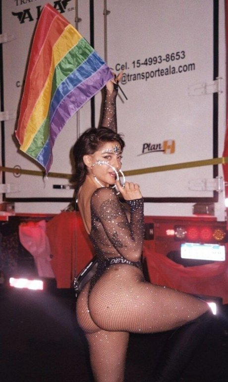 licking pussy onlyfans xxx still