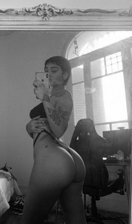 Belenegri naked onlyfans pics