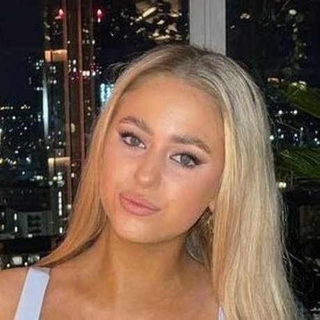 Faye Hanson only fans nude