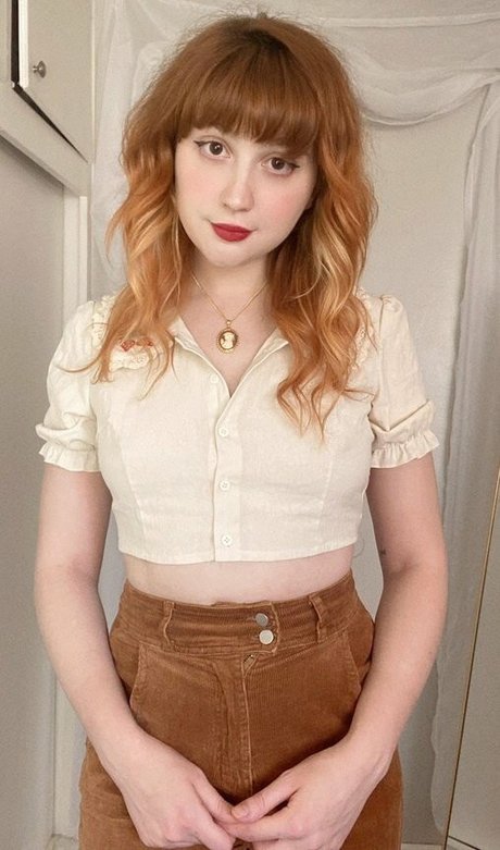 lemon sg onlyfans topless