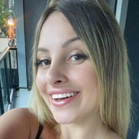 Karine Dayane onlyfans nude pictures