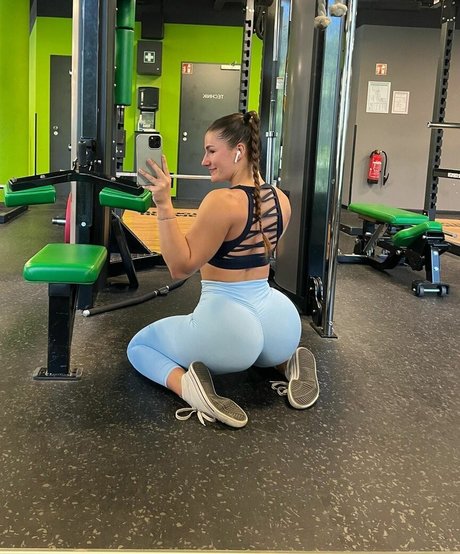 Leonie Kommoss onlyfans sex