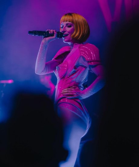 Tessa Violet onlyfans content leaked