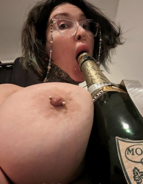 arianestamour nude onlyfans pics