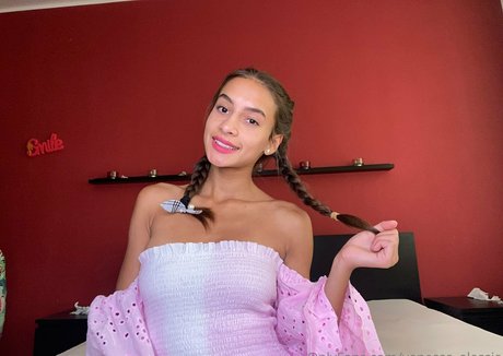 Vanessa Alessia only fans pictures
