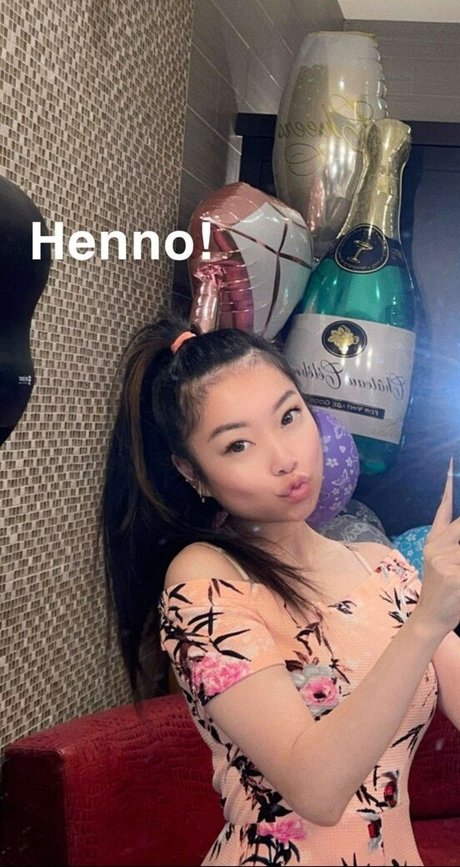 webcam girls onlyfans free naked image