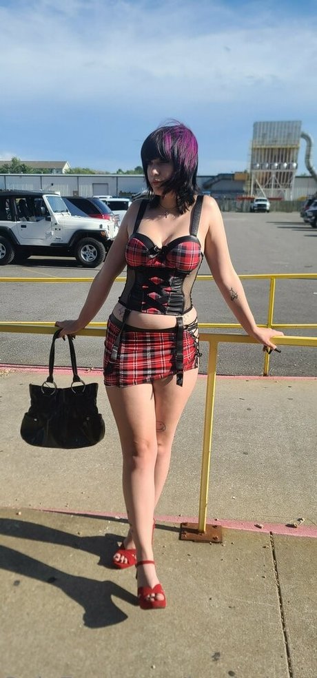 Hexbabe420 onlyfans model