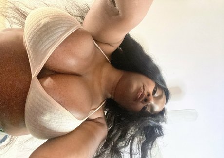 kaiiiyay2 onlyfans picture