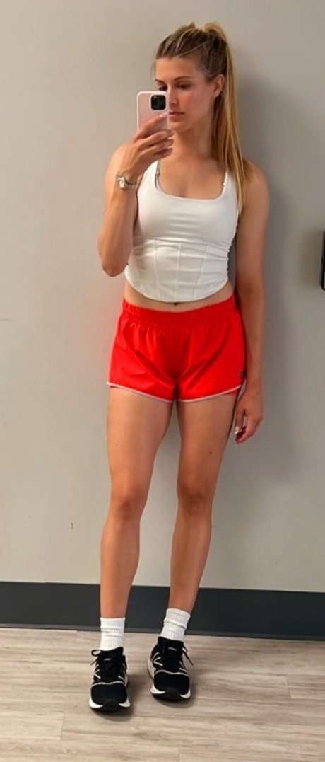 Eugenie Genie Bouchard onlyfans leak nude