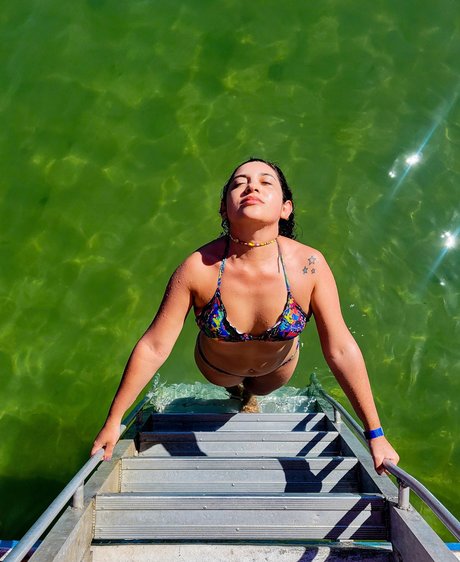 adrianaoficial onlyfans pic