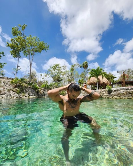 Aar n onlyfans nudes leaks