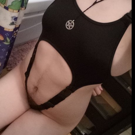 GothHole onlyfans nudes