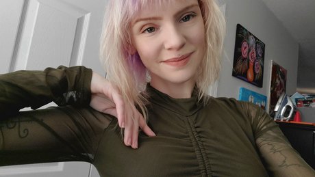 Nora Ivy onlyfans gratis