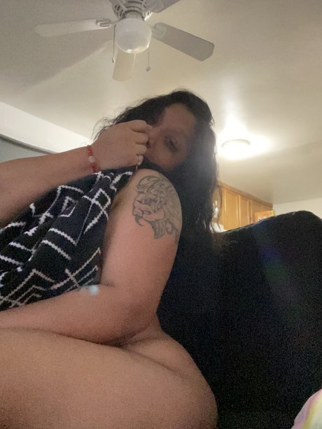 UrFaveGirl onlyfans model