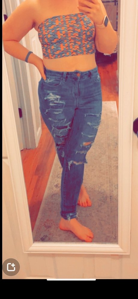 Nikki Nesbit porn onlyfans leaks