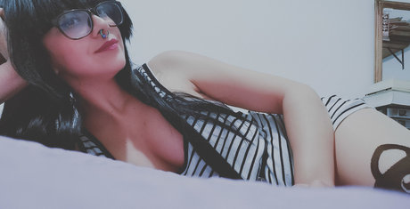 Perronetita nude only fans