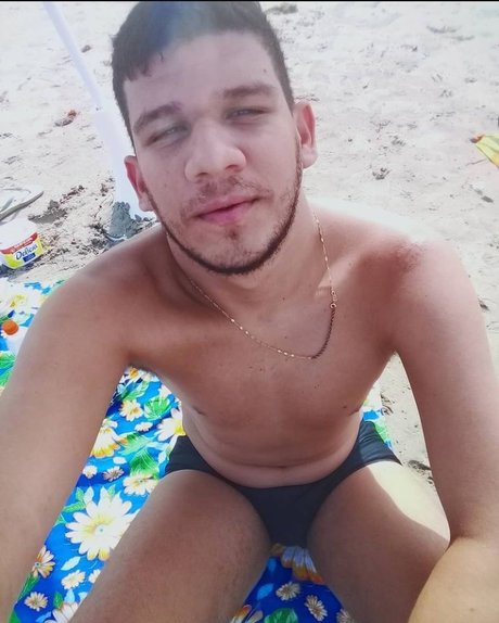 Henrique Luis onlyfans porn leak