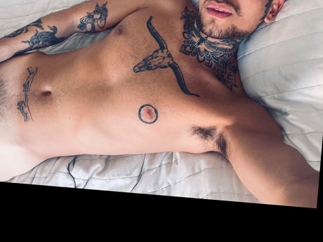 Pavloh onlyfans naked leaked