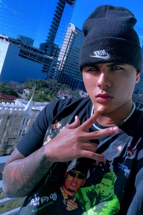 ARE BABY onlyfans leak naked