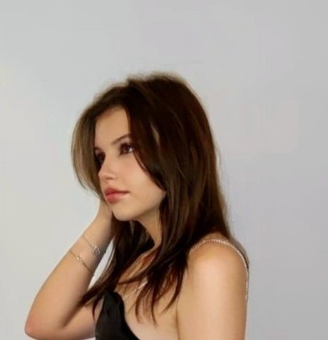 Valerya Evgorov onlyfans porn free