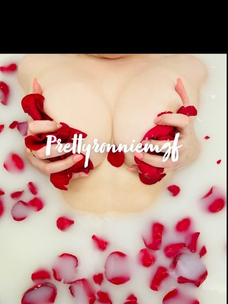 PrettyRonnie onlyfans nide