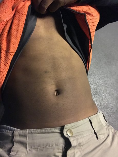 Polly Freaks onlyfans desnuda