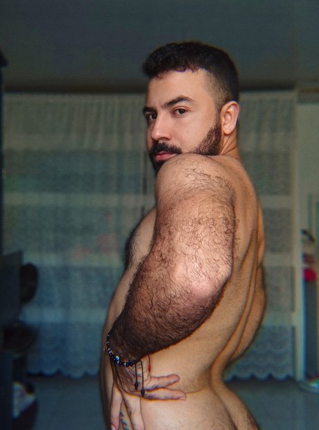 FELIPE HENAO onlyfans pictures