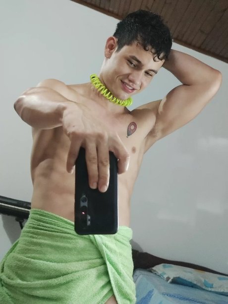 Andr s S nchez leaked onlyfans photos