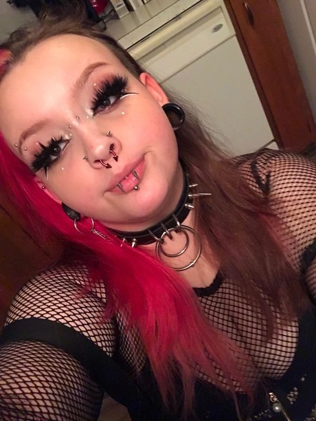 HoneyGoth onlyfans x