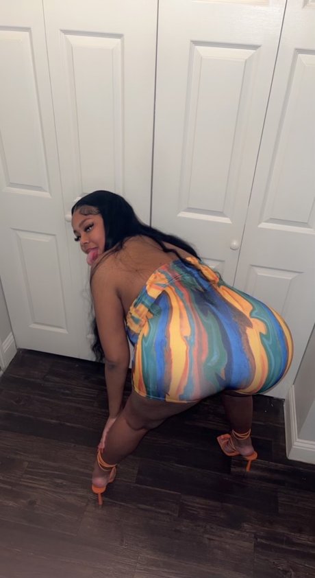 Racquel Brazil tits onlyfans