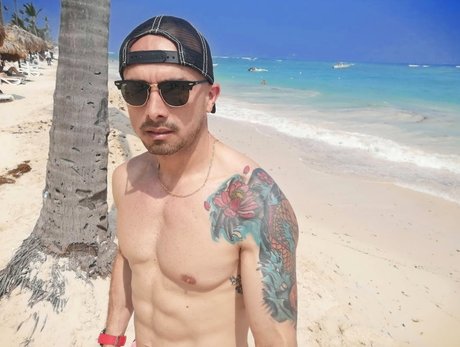 Roberto Perez Henriquez leaked only fans